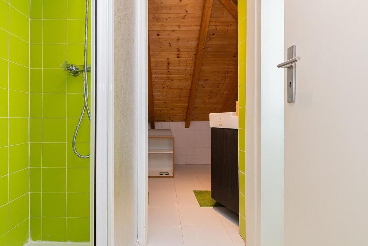 Attic With Balcony In Bairro Alto Apartment *